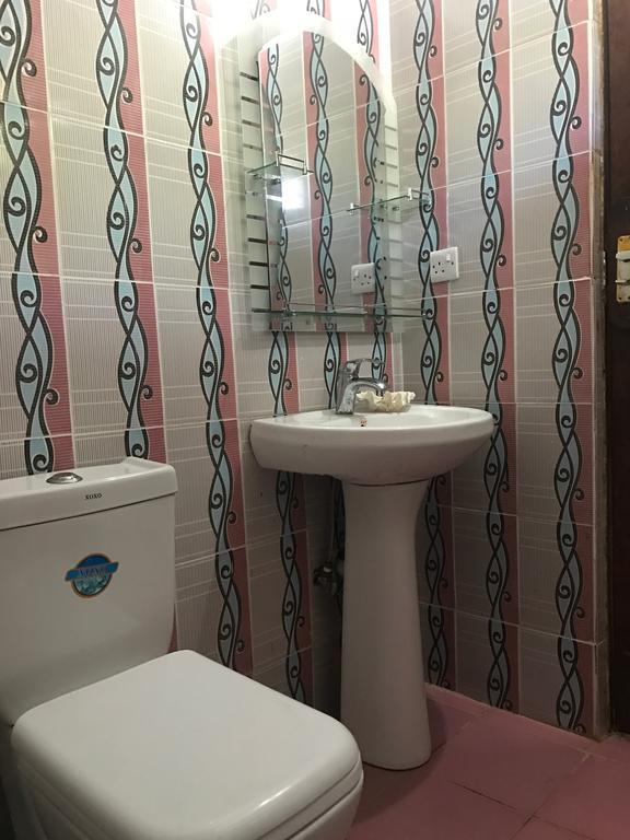 D&J Villa Кивенгва Экстерьер фото